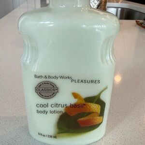 **RARE**New Bath & Body Works Cool Citrus Basil Body Lotion - Retired Scent